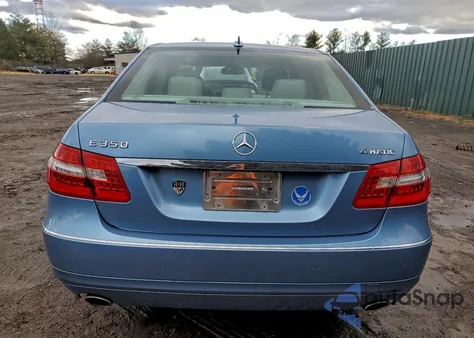 2010 Mercedes-Benz E 350 4Matic z USA, uszkodzony, nr VIN WDDHF8HB2AA191606